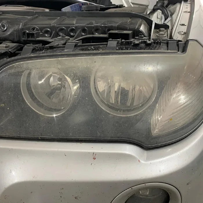 Far înainte de recondiționare la AutoGlass Galați